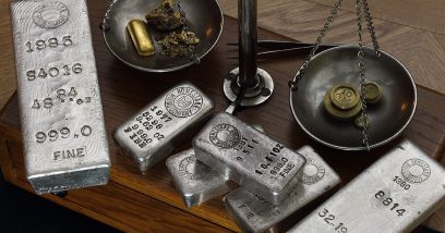 金と銀が高騰し続ける理由