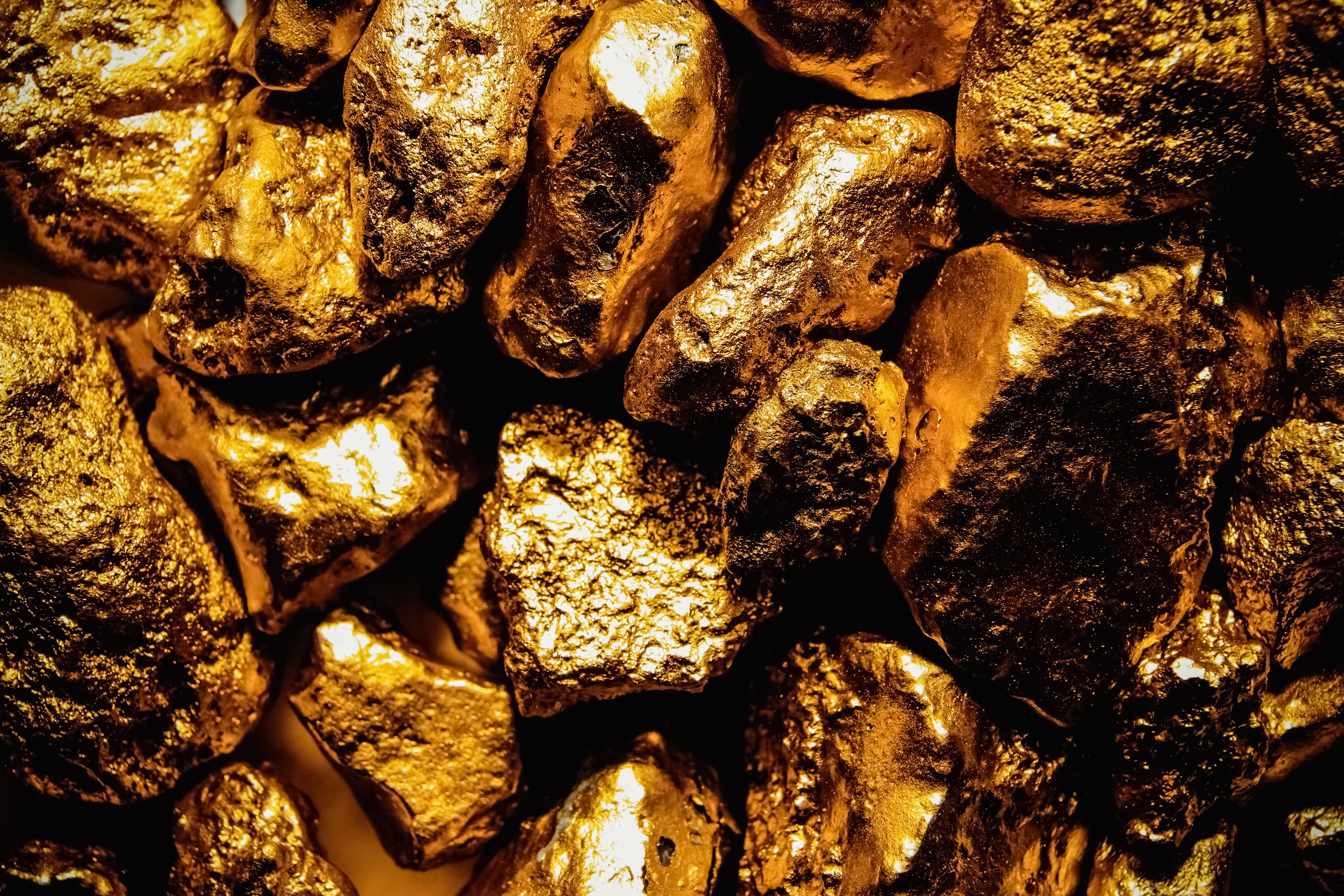 次の上昇局面で保有しておきたい3つの金鉱業株