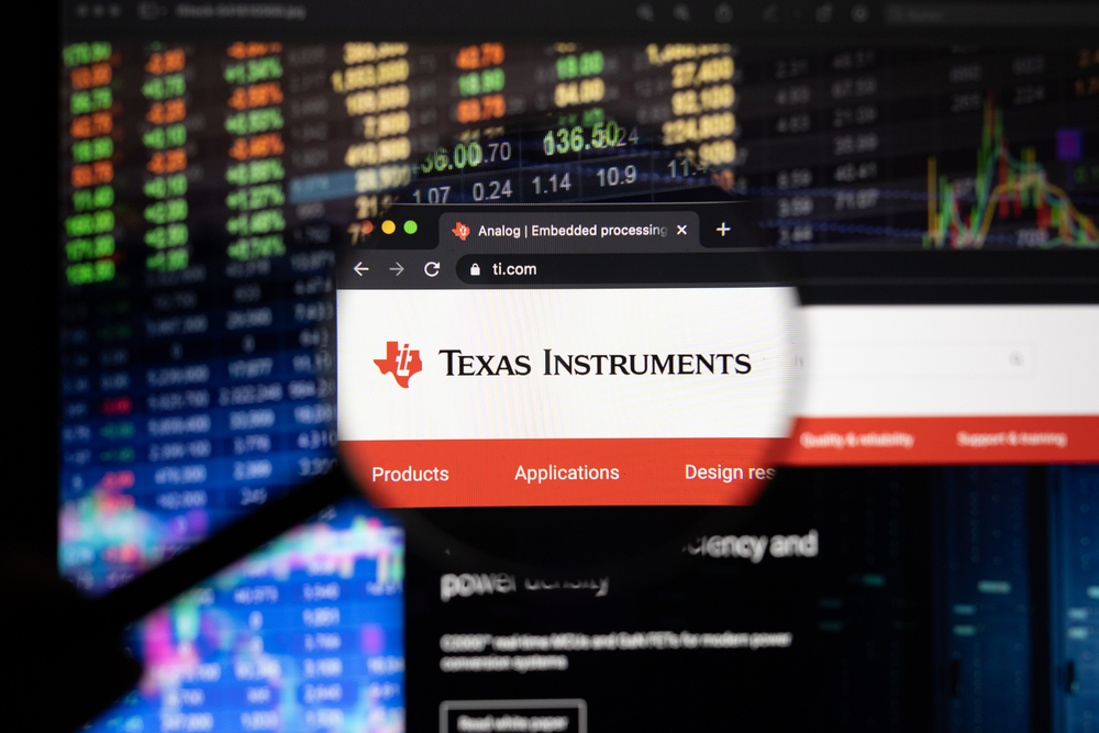 最古の歴史を持つ半導体銘柄が【格上げ】