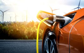 加速するリチウムと電気自動車