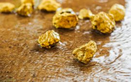 金が急騰したらこれを買おう